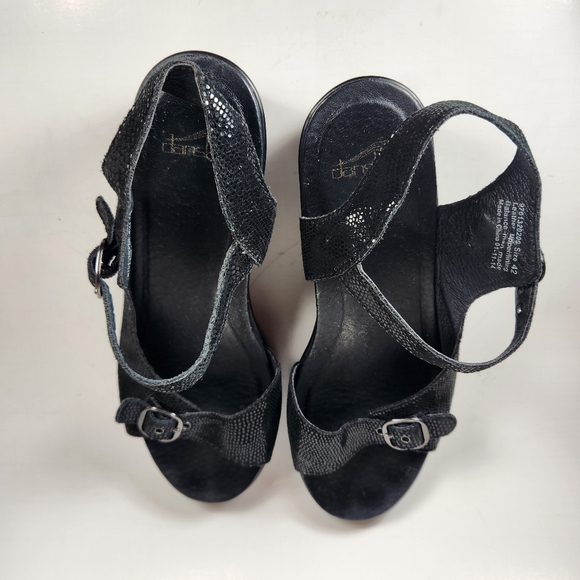 DANSKO Women's Joanie Sandal 42 / 11.5 Black Snake Print Leather Open Toe Shoe - Picture 9 of 13